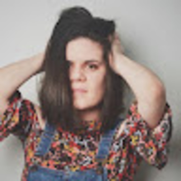 Meet your Posher, Sgwills - Picture 1 of 1